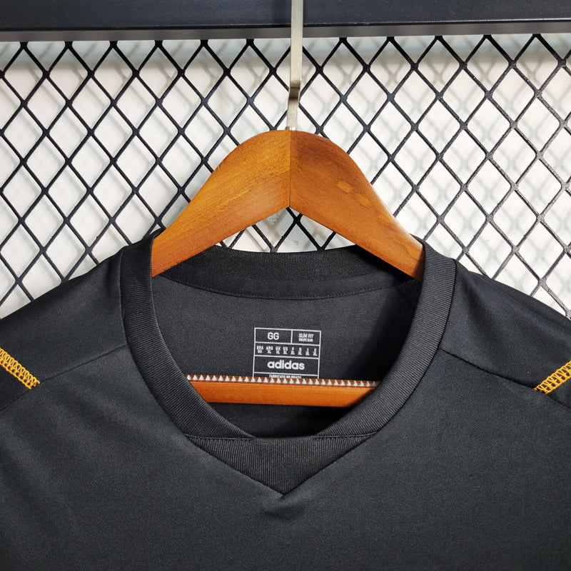 camisa-camiseta-sc-internacional-adidas-banrisul-colorado-versao-versao-torcedor-masculina-23-24-treino-treinamento-preta-preto-laranja_3