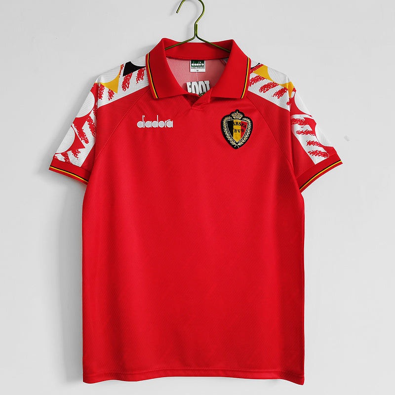 camisa-camiseta-selecao-selecao-belga-belgica-belgica-diadora-versao-versao-torcedor-masculina-1995-home-casa-i-principal-1-vermelha-vermelho-amarela-amarelo-branca-branco-retro-retro_e9b96265-4af4-4e0e-b09f-c76f4f0bf7c3