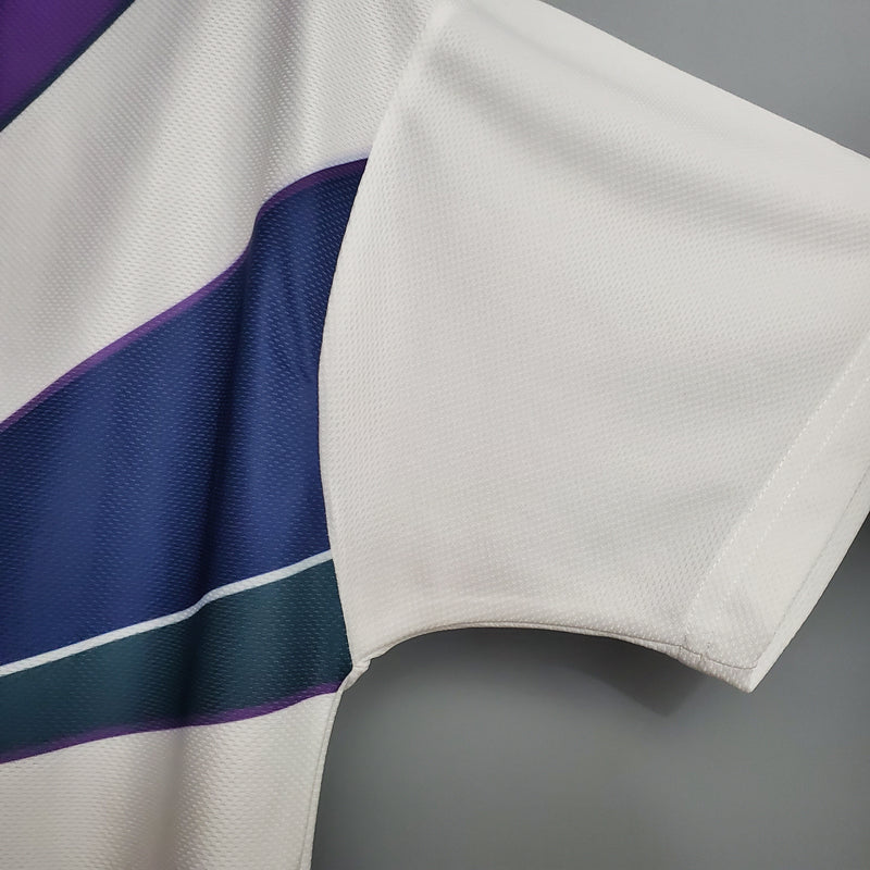 camisa-camiseta-selecao-selecao-escocia-escocia-escosesa-umbro-versao-versao-torcedor-masculina-94-96-away-fora-ii-secundaria-2-azul-amarela-amarelo-branca-branco-roxa-roxo-retro-retr_1c92f6d7-745b-4077-b6fb-2553a84a6217
