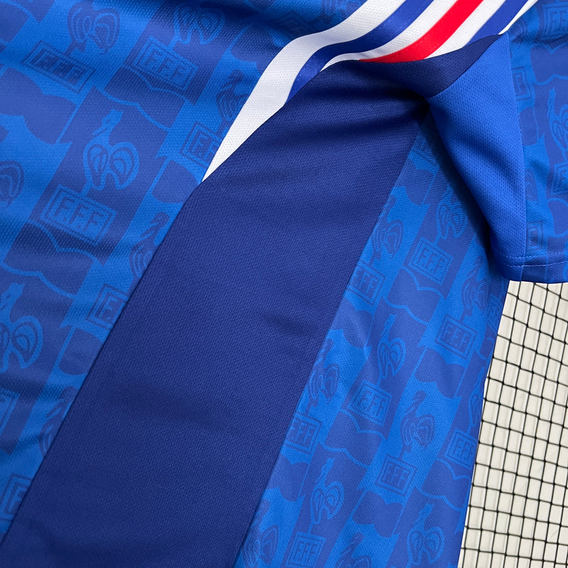 camisa-camiseta-selecao-selecao-francesa-franca-franca-adidas-versao-versao-torcedor-masculina-1996-home-casa-i-principal-1-azul-branca-branco-vermelha-vermelho-zidane-zinedine-retro