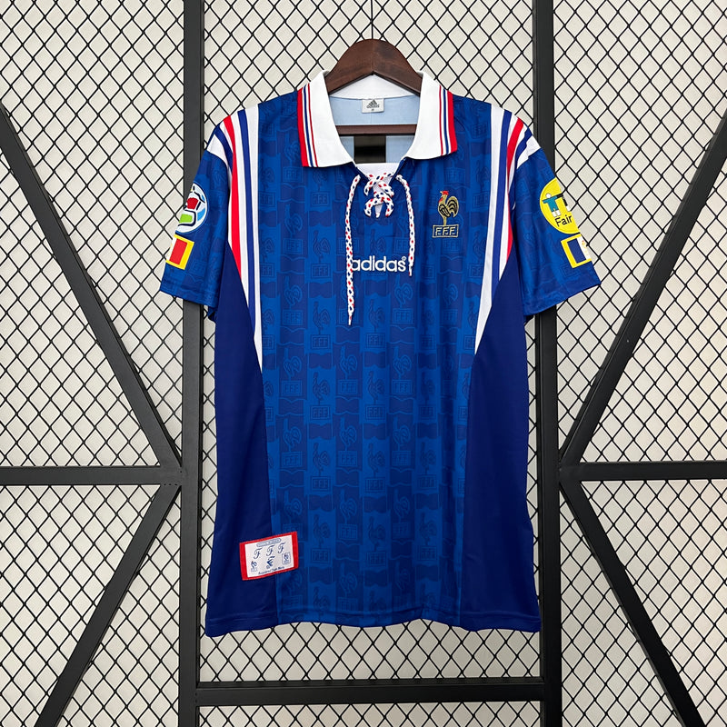 camisa-camiseta-selecao-selecao-francesa-franca-franca-adidas-versao-versao-torcedor-masculina-1996-home-casa-i-principal-1-azul-branca-branco-vermelha-vermelho-zidane-zinedine-retro_bd8c8841-f8c6-4163-a32b-fc33bc222f76