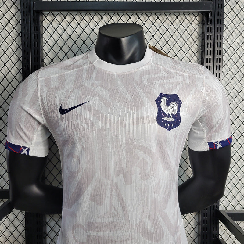 camisa-camiseta-selecao-selecao-francesa-franca-franca-nike-versao-versao-jogador-masculina-23-24-away-fora-ii-secundaria-2-azul-branca-branco-vermelha-vermelho_10