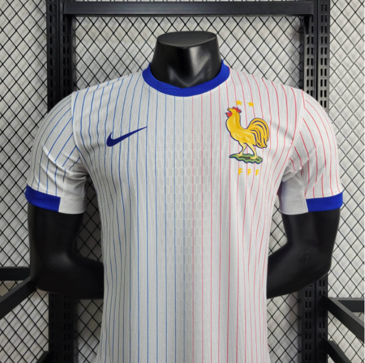 camisa-camiseta-selecao-selecao-francesa-franca-franca-nike-versao-versao-jogador-masculina-24-25-away-fora-ii-secundaria-2-azul-branca-branco-vermelha-vermelho_4