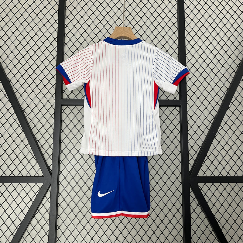 camisa-camiseta-selecao-selecao-francesa-franca-franca-nike-versao-versao-torcedor-conjunto-infantil-shorts-24-25-away-fora-ii-secundaria-2-azul-branca-branco-vermelha-vermelho_6