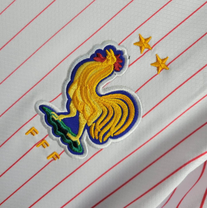 camisa-camiseta-selecao-selecao-francesa-franca-franca-nike-versao-versao-torcedor-feminina-24-25-away-fora-ii-secundaria-2-azul-branca-branco-vermelha-vermelho_2