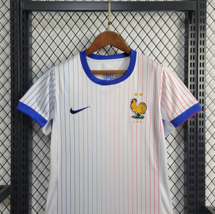 camisa-camiseta-selecao-selecao-francesa-franca-franca-nike-versao-versao-torcedor-feminina-24-25-away-fora-ii-secundaria-2-azul-branca-branco-vermelha-vermelho_6