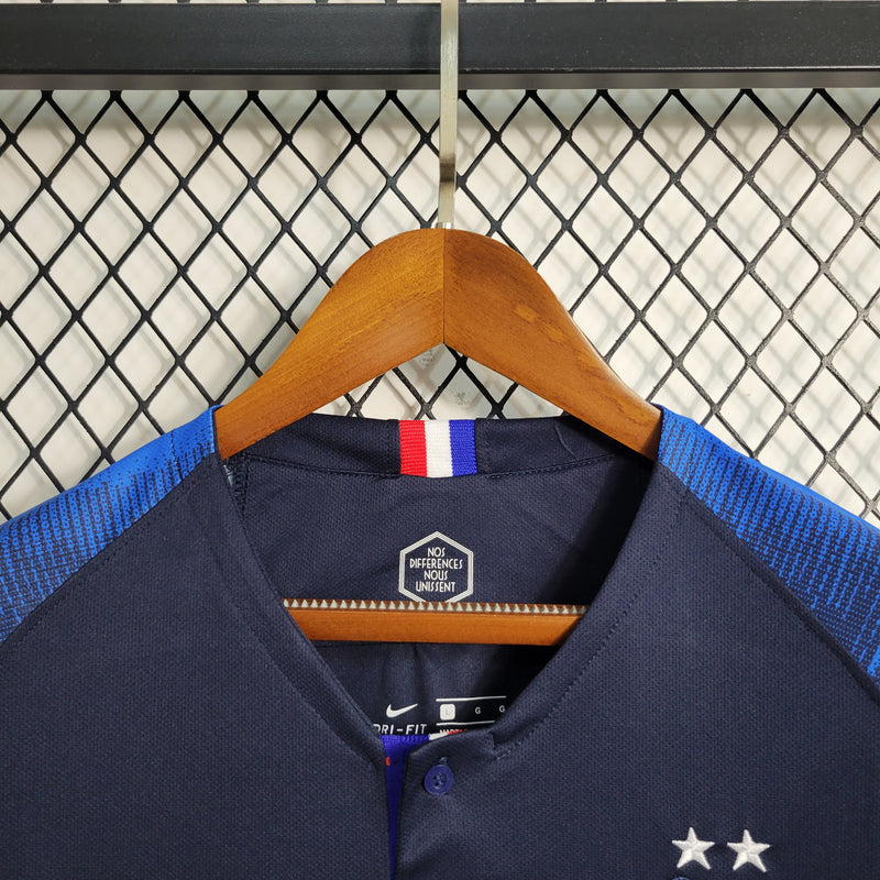 camisa-camiseta-selecao-selecao-francesa-franca-franca-nike-versao-versao-torcedor-masculina-2018-home-casa-i-principal-1-azul-branca-branco-vermelha-vermelho-retro-retro_6