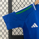 camisa-camiseta-selecao-selecao-italiana-italia-italia-adidas-versao-versao-torcedor-conjunto-infantil-shorts-24-25-home-casa-i-principal-1-azul-verde-vermelha-vermelho-branca-branco_399a8c92-6c05-4c73-8904-8d6ef3b4f92c
