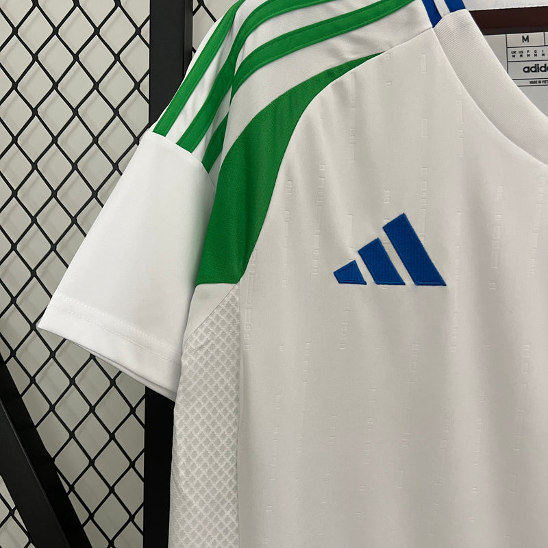 camisa-camiseta-selecao-selecao-italiana-italia-italia-adidas-versao-versao-torcedor-masculina-24-25-away-fora-ii-secundaria-2-azul-verde-vermelha-vermelho-branca-branco_7
