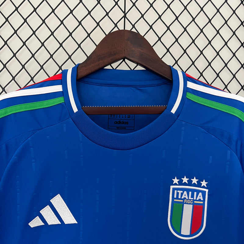 camisa-camiseta-selecao-selecao-italiana-italia-italia-adidas-versao-versao-torcedor-masculina-24-25-home-casa-i-principal-1-azul-verde-vermelha-vermelho-branca-branco_2