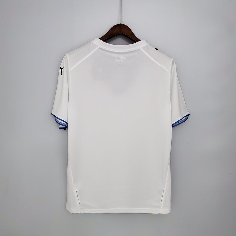 camisa-camiseta-selecao-selecao-italiana-italia-italia-puma-versao-versao-torcedor-masculina-2006-away-fora-ii-secundaria-2-azul-verde-vermelha-vermelho-branca-branco-preto-preta-retr_77e557d4-b633-4b39-962f-eeae8a7e0ad2