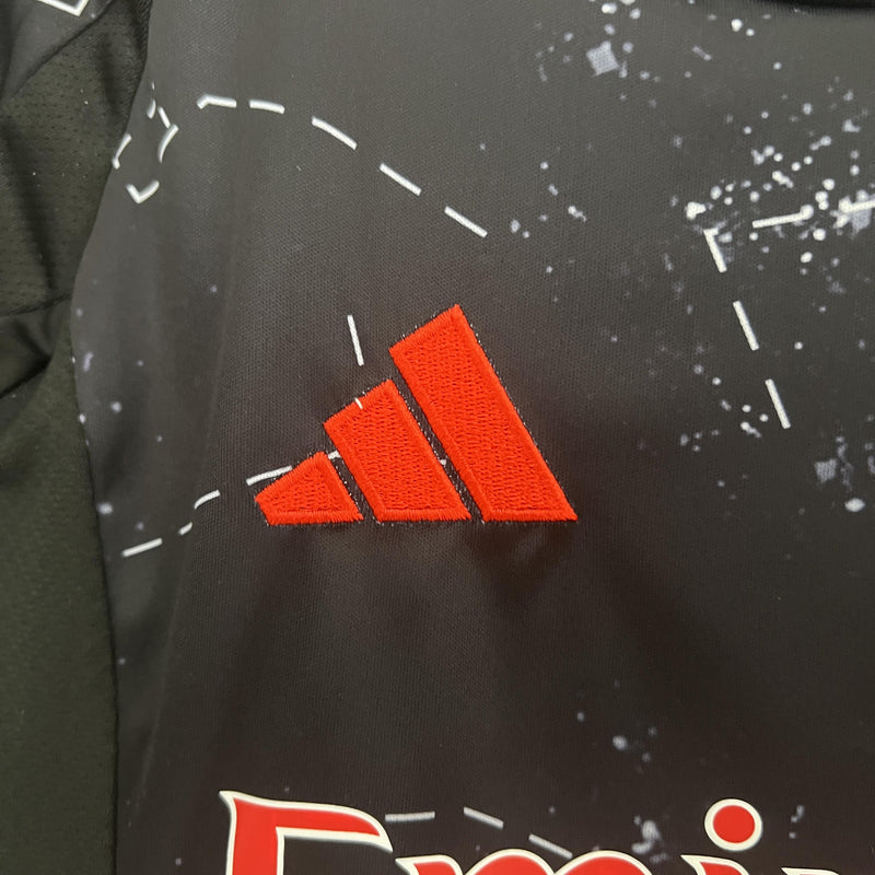 camisa-camiseta-shorts-benfica-adidas-emirates-fly-better-versao-versao-torcedor-conjunto-infantil-kids-24-25-away-fora-ii-secundaria-2-vermelha-vermelho-preto-pret_8