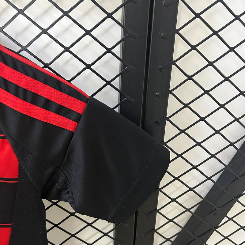 camisa-camiseta-shorts-flamengo-adidas-versao-torcedor-conjunto-infantil-kids-25-26-home-casa-i-principal-1-vermelha-preta-vermelho-preto_6
