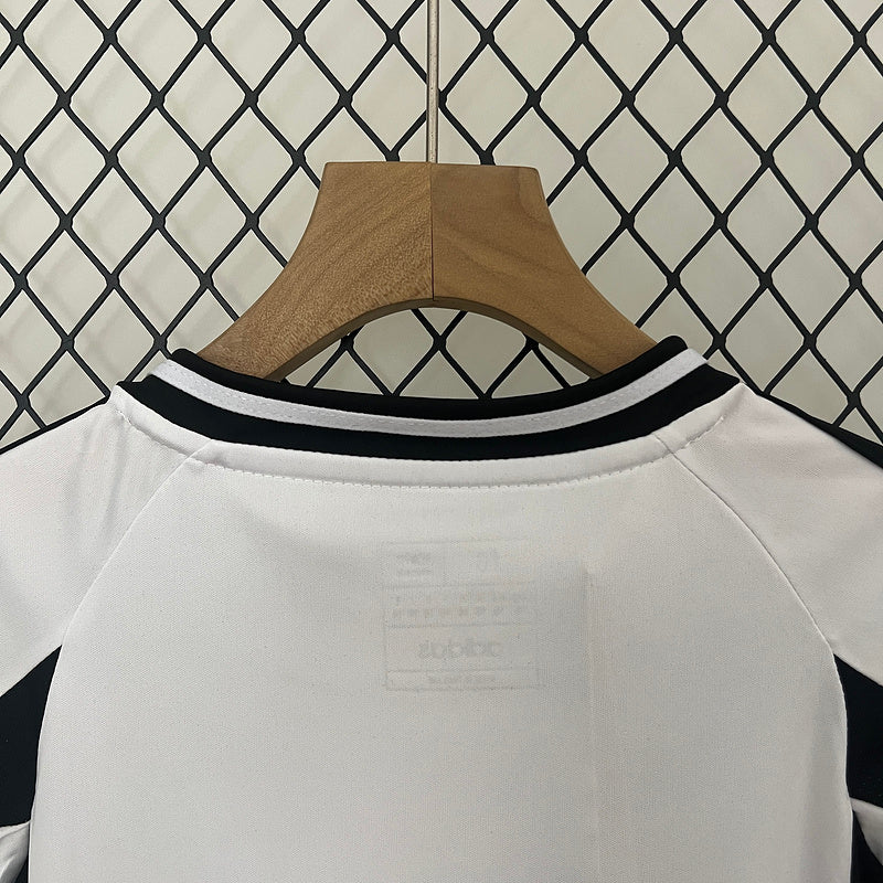 camisa-camiseta-shorts-juventus-adidas-versao-torcedor-conjunto-infantil-kids-24-25-home-casa-i-principal-1-preta-preto-branca-branco_6