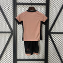 camisa-camiseta-shorts-paris-saint-germain-psg-jordan-qatar-airways-versao-versao-torcedor-conjunto-infantil-kids-24-25-third-away-fora-iii-terceira-3-bege-preta-pret_8