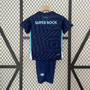 camisa-camiseta-shorts-porto-nb-new-balance-betano-versao-versao-torcedor-conjunto-infantil-kids-24-25-third-away-fora-iii-terceira-3-azul-preto-preta-roxo-roxa_3