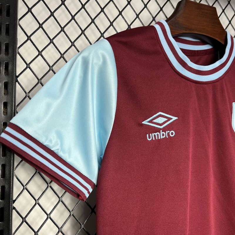 camisa-camiseta-shorts-west-ham-united-umbro-betway-versao-torcedor-conjunto-infantil-kids-24-25-home-casa-i-principal-1-vinho-azul-branca-branco_4