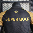 camisa-camiseta-sporting-lisboa-nike-betano-super-bock-versao-versao-jogador-masculina-23-24-third-away-fora-iii-terceira-3-amarela-preta-preto-amarelo-dourado-dourada-cr7-cristiano-r_230e8a8f-497a-4998-97e5-d1ae1d4c881c