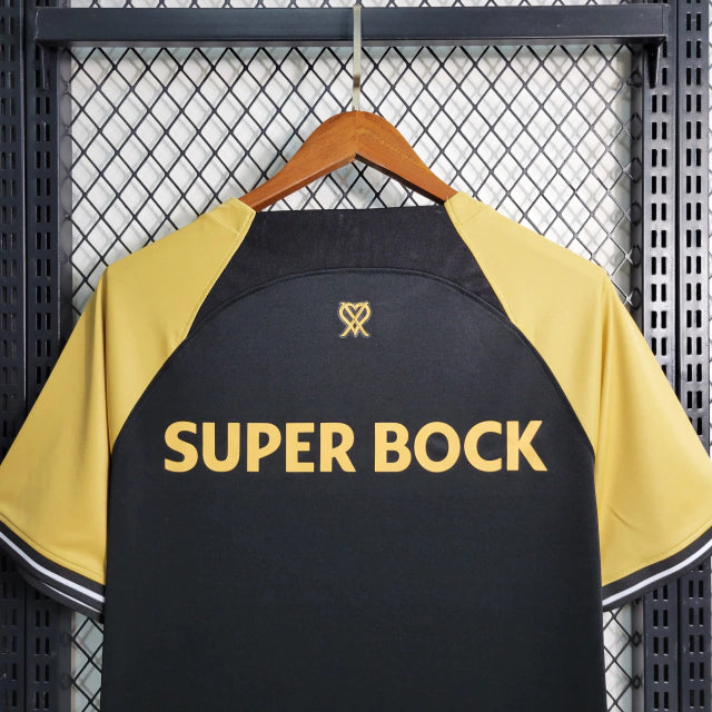 camisa-camiseta-sporting-lisboa-nike-betano-super-bock-versao-versao-torcedor-masculina-23-24-third-away-fora-iii-terceira-3-amarela-preta-preto-amarelo-dourado-dourada-cr7-cristiano_d6834d49-2401-4b70-a751-09ef4f6af1b9
