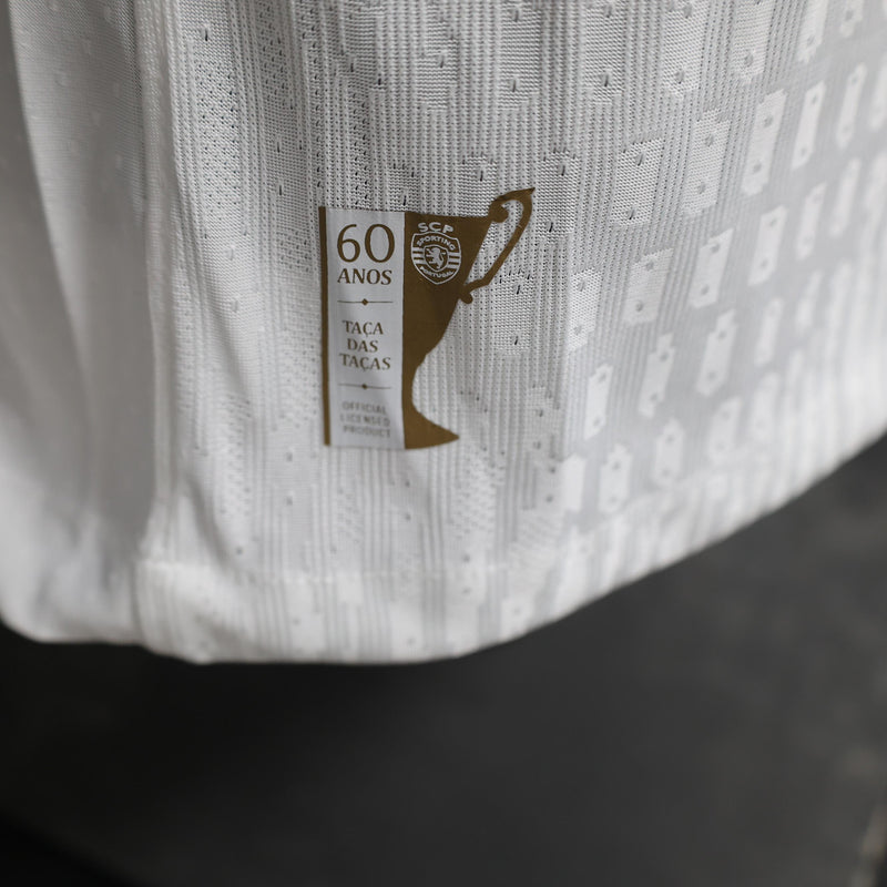 camisa-camiseta-sporting-lisboa-nike-betano-versao-versao-jogador-masculina-24-25-away-fora-ii-secundaria-2-verde-branca-branco_4