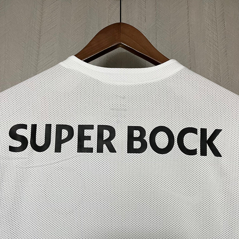 camisa-camiseta-sporting-lisboa-nike-betano-versao-versao-torcedor-masculina-24-25-edicao-edicao-especial-verde-branco-branca_7