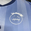 camisa-camiseta-spurs-tottenham-hotspur-nike-aia-versao-versao-torcedor-masculina-24-25-edicao-edicao-especial-travis-scott-branca-branco-azul-claro-clara-amarela-amarelo_3