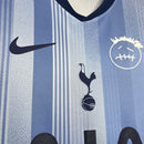 camisa-camiseta-spurs-tottenham-hotspur-nike-aia-versao-versao-torcedor-masculina-24-25-edicao-edicao-especial-travis-scott-branca-branco-azul-claro-clara-amarela-amarelo_6