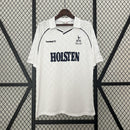 camisa-camiseta-tottenham-spurs-hummel-holsten-versao-torcedor-masculina-87-89-home-casa-i-1-principal-branca-branco-azul-amarela-amarelo-retro_1