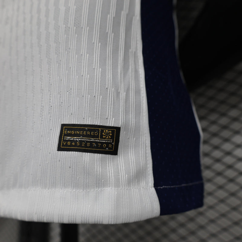 camisa-camiseta-tottenham-spurs-nike-aia-versao-jogador-masculina-24-25-home-casa-i-1-principal-azul-preta-preto-vermelha-vermelho-branca-branco_8