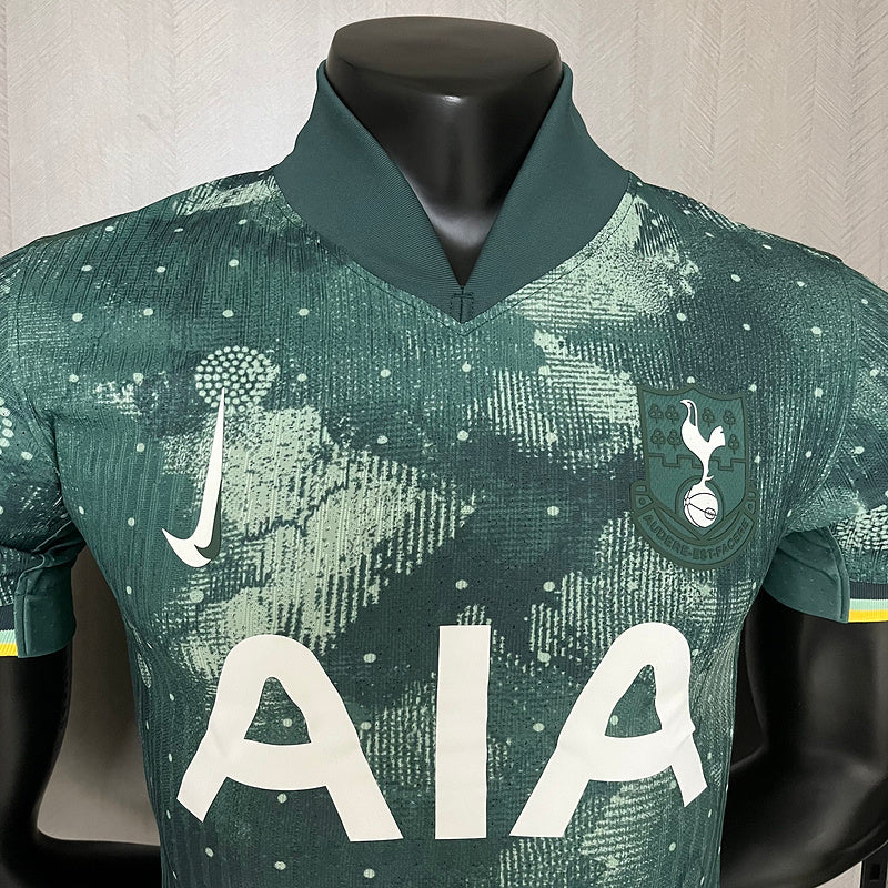 camisa-camiseta-tottenham-spurs-nike-aia-versao-jogador-masculina-24-25-third-away-iii-3-terceira-verde-branca-branco-galaxia_4
