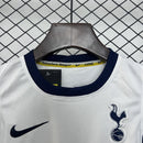 camisa-camiseta-tottenham-spurs-nike-aia-versao-torcedor-conjunto-infantil-24-25-home-casa-i-1-principal-azul-preta-preto-vermelha-vermelho-branca-branc_6