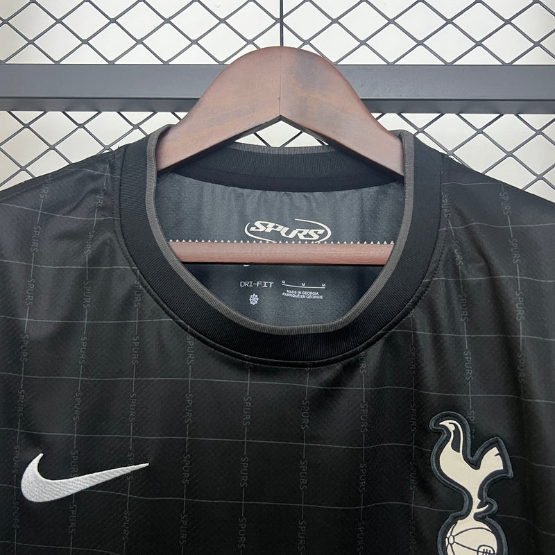 camisa-camiseta-tottenham-spurs-nike-aia-versao-torcedor-masculina-25-26-away-fora-ii-secundaria-2-branca-branco-preta-preto-azul_2