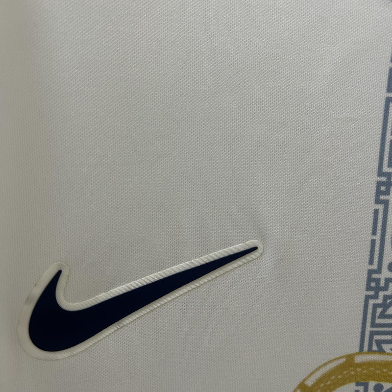 camisa-camiseta-tottenham-spurs-nike-aia-versao-torcedor-masculina-25-26-treino-pre-jogo-branca-branco-azul-cinza-amarela-amarelo_8