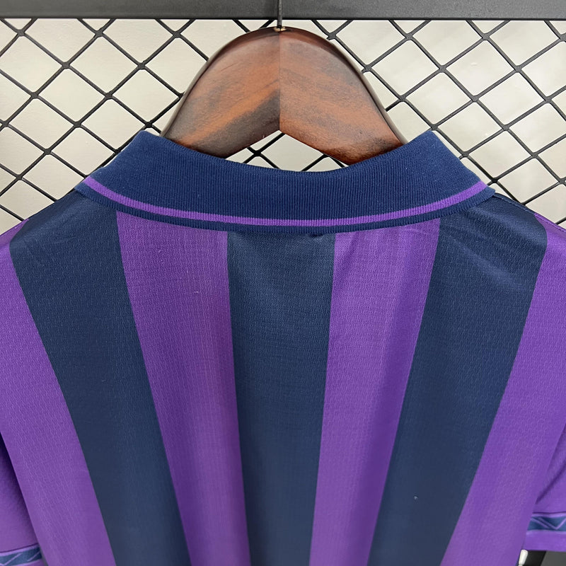 camisa-camiseta-tottenham-spurs-pony-hp-hewlett-packard-versao-torcedor-masculina-95-97-away-fora-secundaria-ii-2-roxa-roxo-azul-branco-branca-retro_8