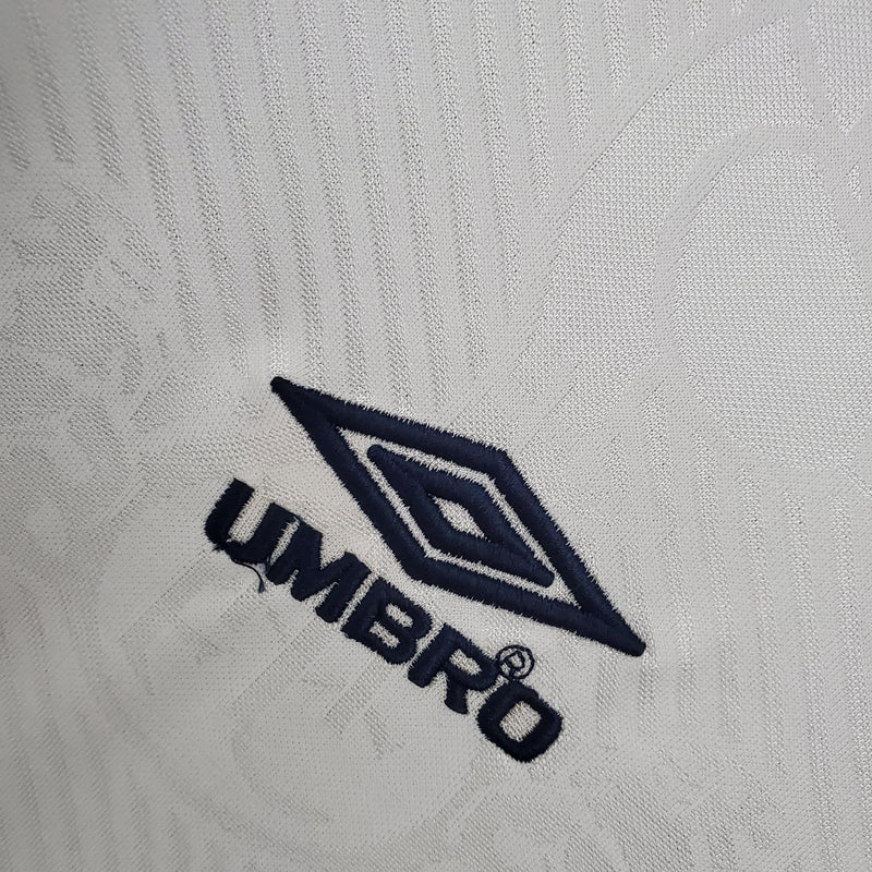 camisa-camiseta-tottenham-spurs-umbro-holsten-versao-torcedor-masculina-94-95-home-casa-i-1-principal-branca-branco-azul-amarela-amarelo-retro_4