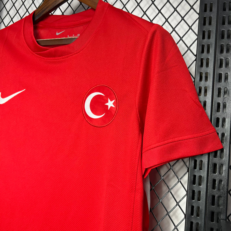 camisa-camiseta-turquia-selecao-selecao-turca-nike-versao-versao-torcedor-masculina-24-25-away-fora-ii-secundaria-2-vermelha-vermelho-branca-branco_5