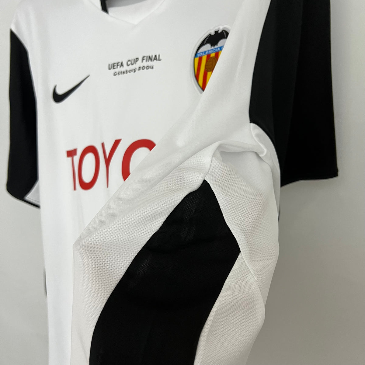 Camisa Valencia Retrô Home 03/04 Torcedor Masculina - Branca
