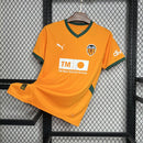 camisa-camiseta-valencia-puma-tm-real-estate-group-versao-versao-torcedor-masculina-24-25-third-away-fora-iii-terceira-3-branca-branco-laranja-verde_3