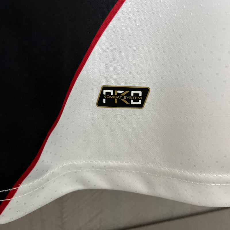 camisa-camiseta-vasco-da-gama-kappa-versao-torcedor-masculina-1997-away-fora-ii-secundaria-2-preta-preto-branca-branco-retro_9