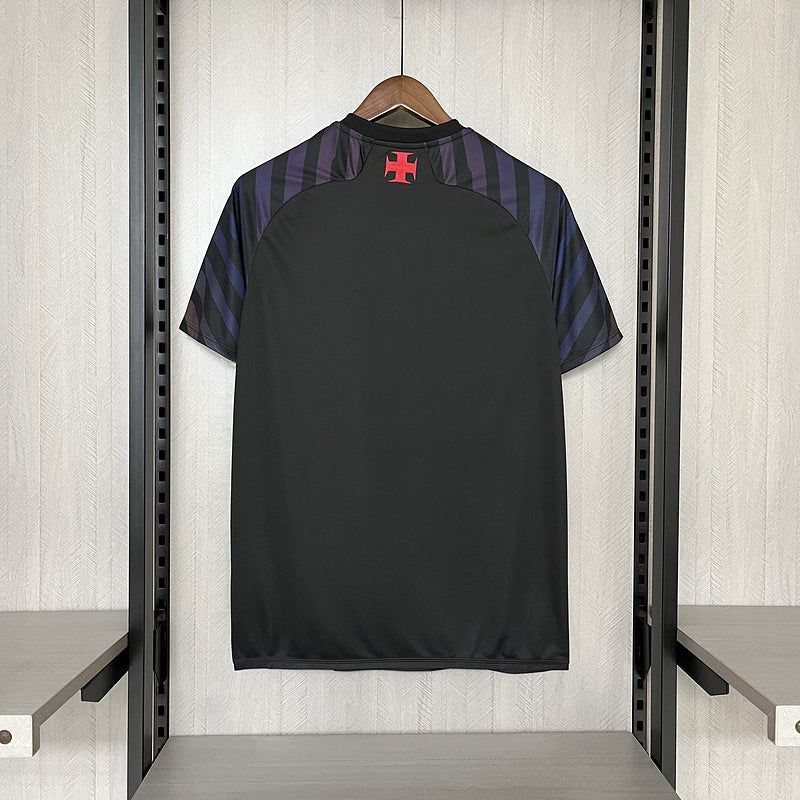 camisa-camiseta-vasco-da-gama-kappa-versao-torcedor-masculina-24-25-treino-pre-jogo-respeito-igualdade-inclusao-preta-preto-branca-branco-azul-laranja_10