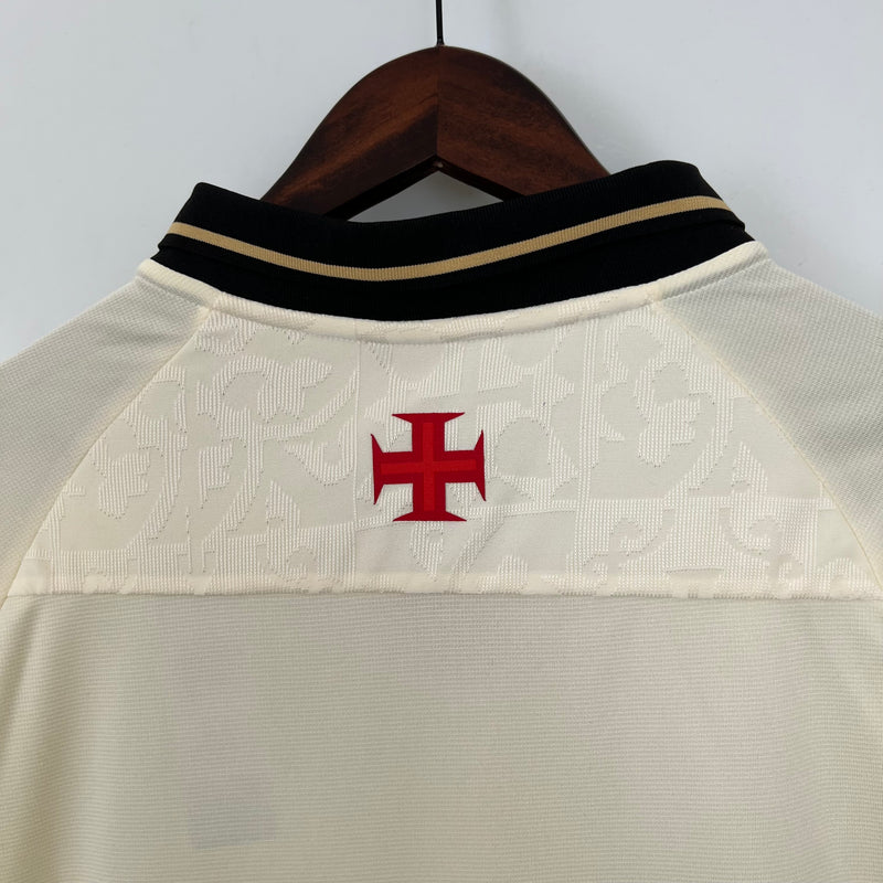 camisa-camiseta-vasco-da-gama-kappa-versao-versao-torcedor-feminina-22-23-edicao-edicao-especial-branco-branca-dourada-dourado-payet_10