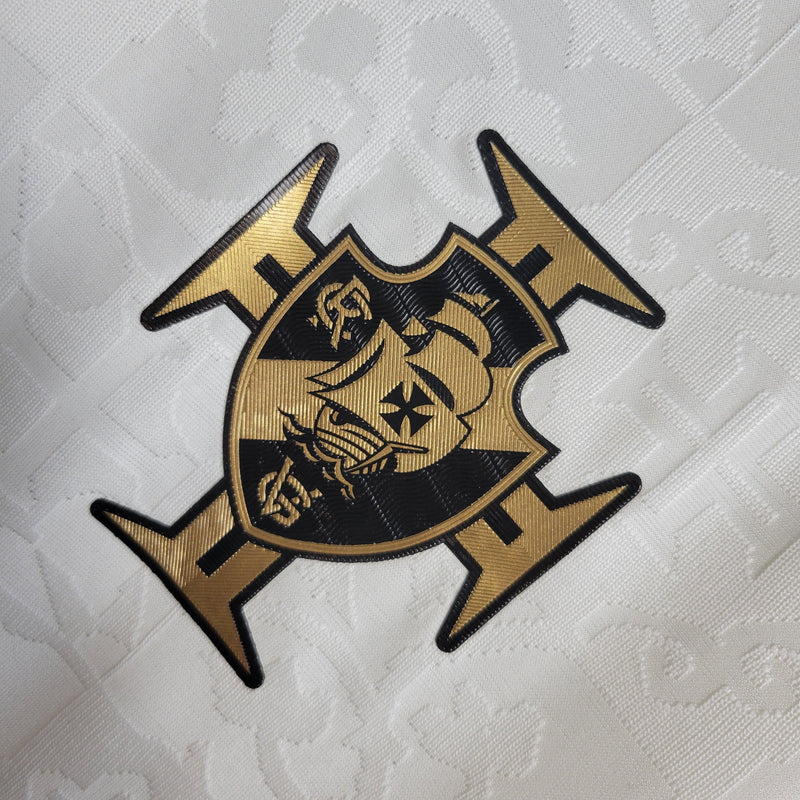 camisa-camiseta-vasco-da-gama-kappa-versao-versao-torcedor-masculina-22-23-edicao-edicao-especial-branco-branca-dourada-dourado-payet_8