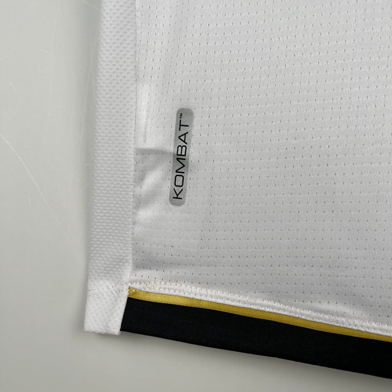 camisa-camiseta-vasco-da-gama-kappa-versao-versao-torcedor-masculina-23-24-away-fora-2-ii-secundaria-preta-preto-branca-branco-payet_8