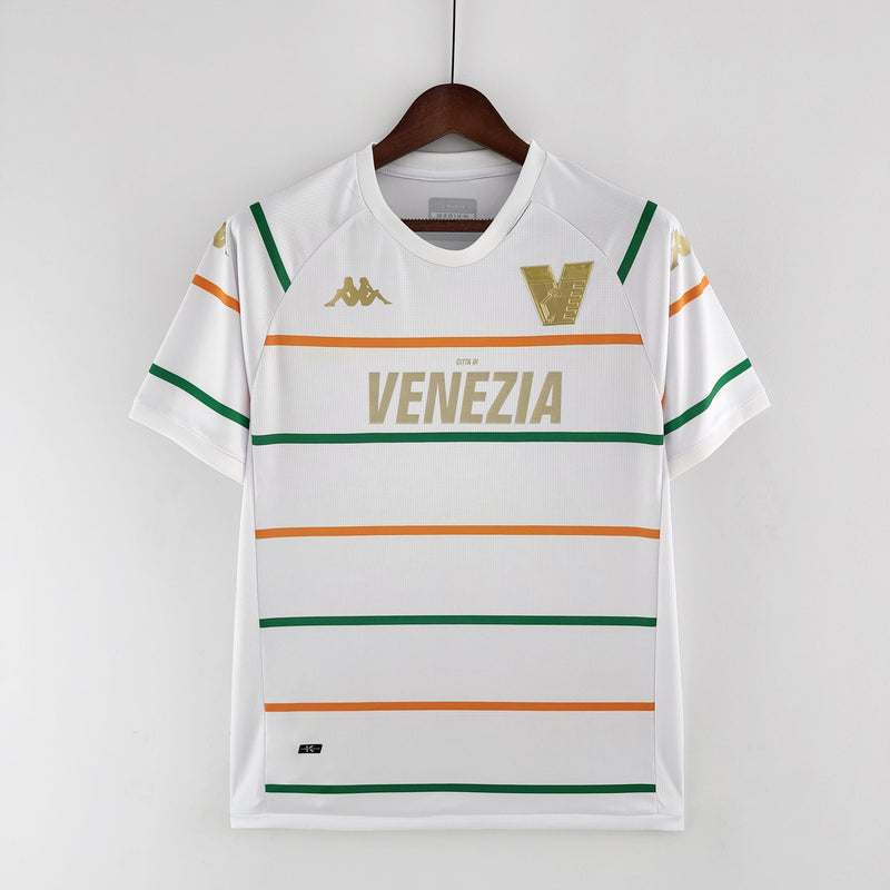 camisa-camiseta-venezia-kappa-versao-versao-torcedor-masculina-22-23-away-fora-ii-secundaria-2-branca-branco-dourada-dourado_1