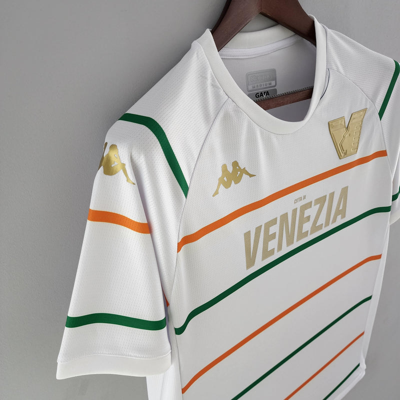 camisa-camiseta-venezia-kappa-versao-versao-torcedor-masculina-22-23-away-fora-ii-secundaria-2-branca-branco-dourada-dourado_9