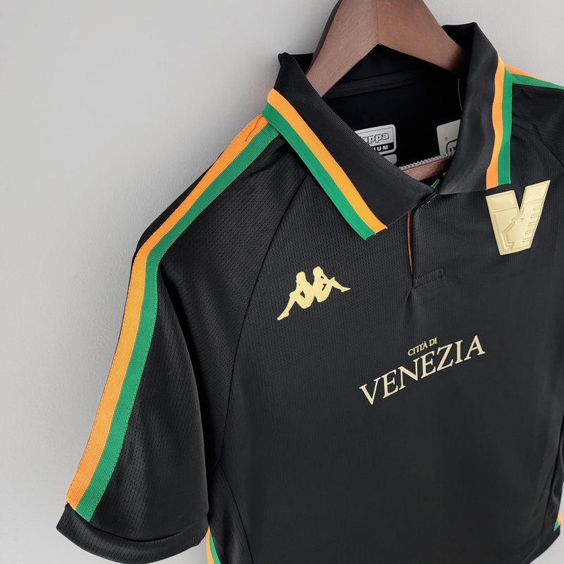 camisa-camiseta-venezia-kappa-versao-versao-torcedor-masculina-22-23-home-casa-i-principal-1-preta-preto-dourada-dourado_11
