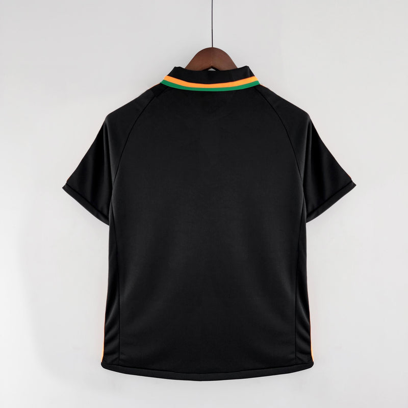 camisa-camiseta-venezia-kappa-versao-versao-torcedor-masculina-22-23-home-casa-i-principal-1-preta-preto-dourada-dourado_7