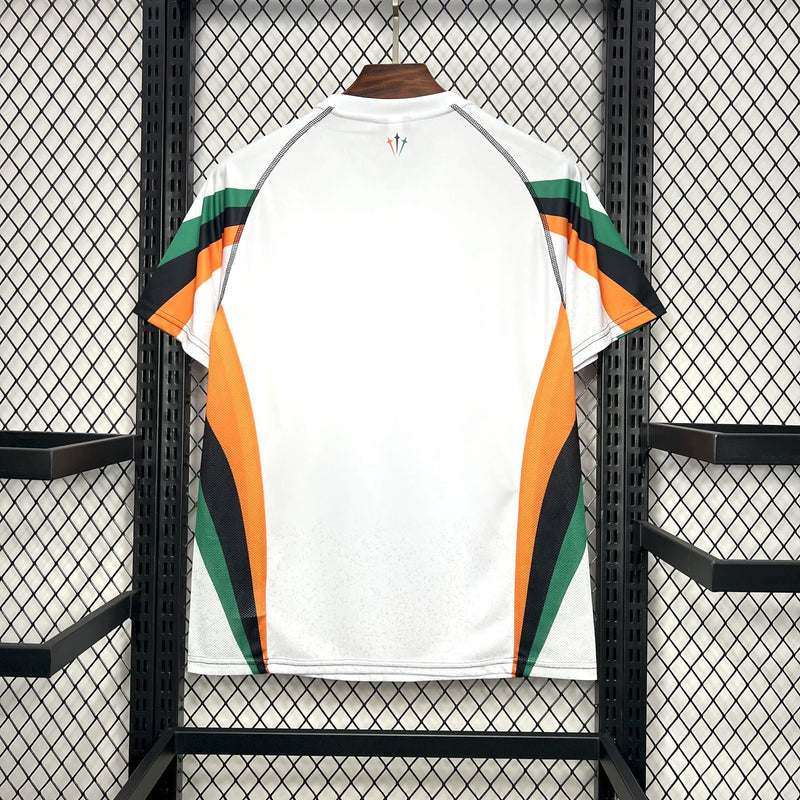 camisa-camiseta-venezia-nocta-versao-versao-torcedor-masculina-24-25-away-fora-ii-secundaria-2-branca-branco-dourada-dourado-laranja-verde_6