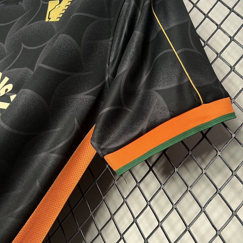 camisa-camiseta-venezia-nocta-versao-versao-torcedor-masculina-24-25-home-casa-i-principal-1-preta-preto-dourada-dourado-laranja_7