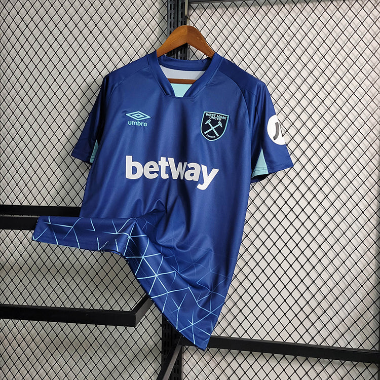 camisa-camiseta-west-ham-umbro-betway-versao-versao-torcedor-masculina-23-24-third-away-fora-iii-terceira-3-paqueta-lucas-paqueta-azul-claro-clara-escuro-escura_5